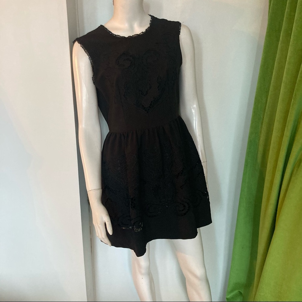 Red Valentino Dress Embroidered Pointelle Detail Sleeveless Black A- Line
